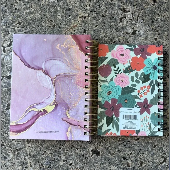 Notebook bundle - Picture 3 of 8